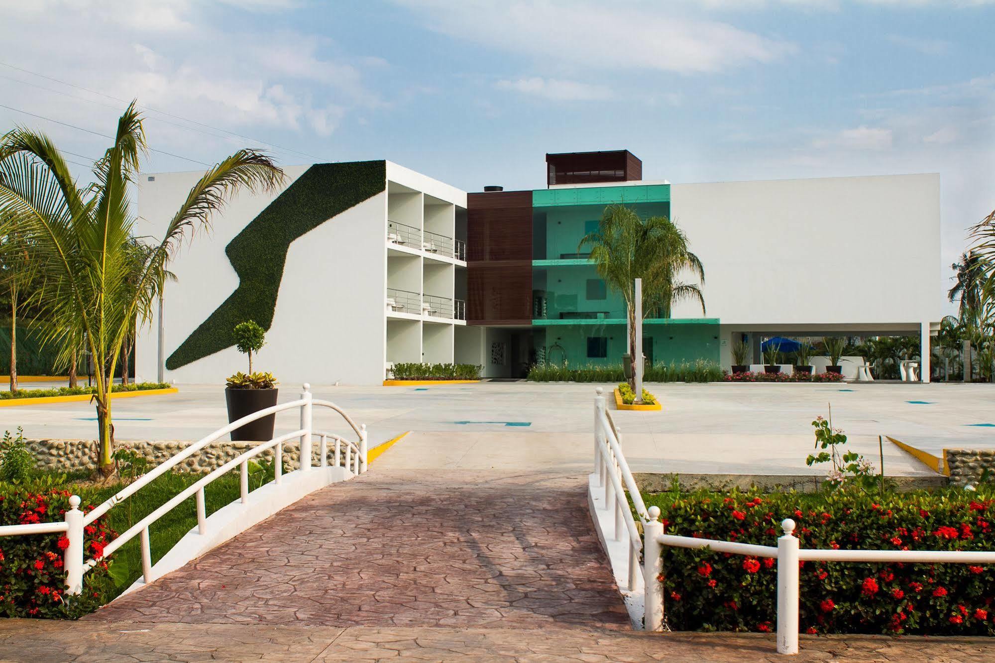 Hotel Aqua Spa & Resort Martínez de La Torre 외부 사진